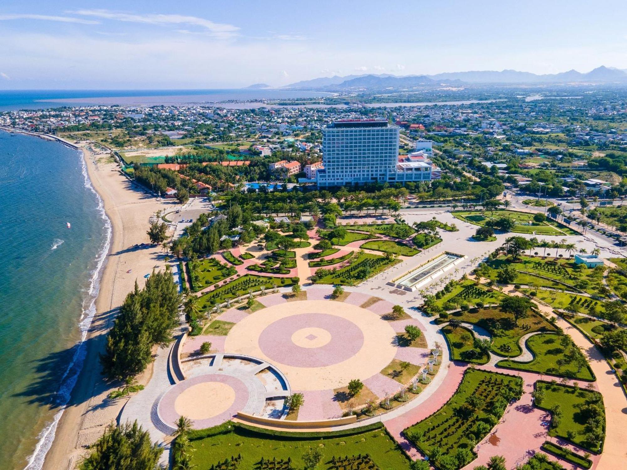 C&M Hotel Phan Rang Eksteriør bilde